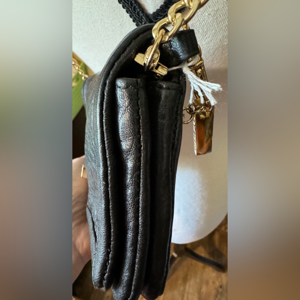 Tory Burch Black Leather Clutch with Gold Accents - Picture 5 of 16